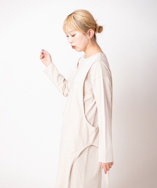OSMOSIS（オズモーシス）の「アシンメトリーワンピース（ワンピース・レディース・ライトベージュ/ブラック/チャコール・ONE SIZE）」の16枚目の写真