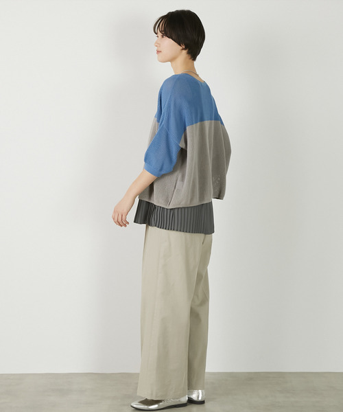 MELROSE claire（メルローズ クレール）の「【バイカラーワイドシルエットニットプルオーバー】（ニット/セーター・レディース・オフホワイト/ブルー/ダークブラウン・FREE）」の21枚目の写真
