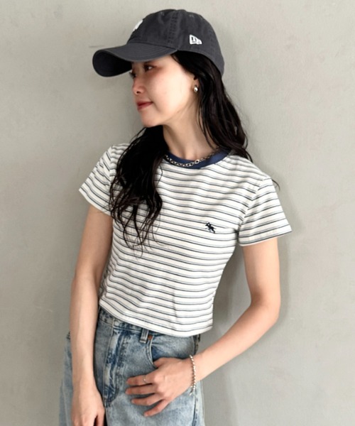 POLOCHAMPS(ポロチャンプス)の「POLOCHAMPS(ポロチャンプス)/短丈 半袖クロップド丈T コンパクトT/ボーダー刺繍Tシャツ(Tシャツ/カットソー・レディース・ブラック×ホワイト/ブラック×グレー/ネイビー/ブラック/ピンク・FREE)」の16枚目の写真