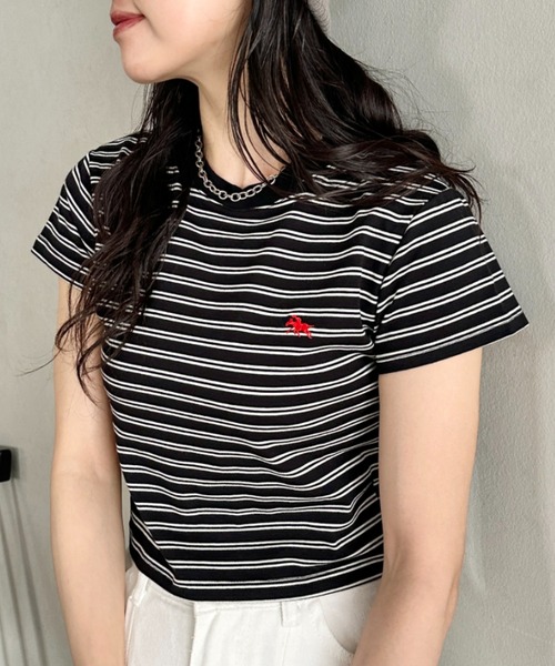 POLOCHAMPS(ポロチャンプス)の「POLOCHAMPS(ポロチャンプス)/短丈 半袖クロップド丈T コンパクトT/ボーダー刺繍Tシャツ(Tシャツ/カットソー・レディース・ブラック×ホワイト/ブラック×グレー/ネイビー/ブラック/ピンク・FREE)」の14枚目の写真