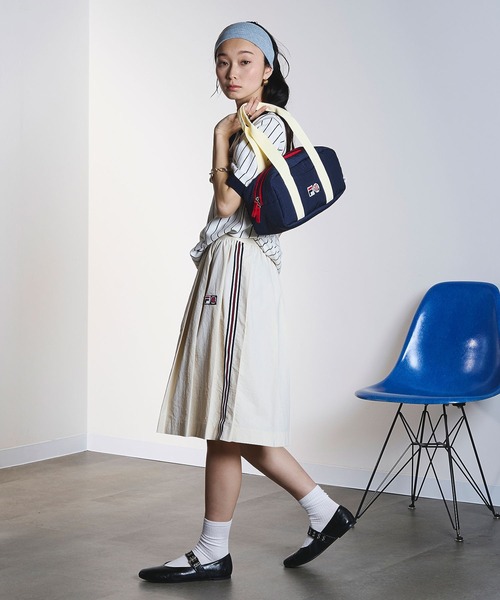 FILA(フィラ)の「【ROSE BUD別注】(FILA×ROSE BUD)BI-COLOR BOSTON BAG(ボストンバッグ・レディース・ネイビー・ONE SIZE)」の9枚目の写真