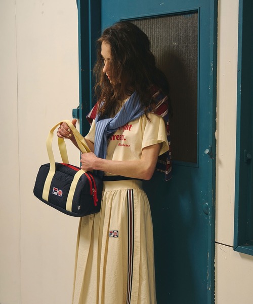 FILA(フィラ)の「【ROSE BUD別注】(FILA×ROSE BUD)BI-COLOR BOSTON BAG(ボストンバッグ・レディース・ネイビー・ONE SIZE)」の2枚目の写真