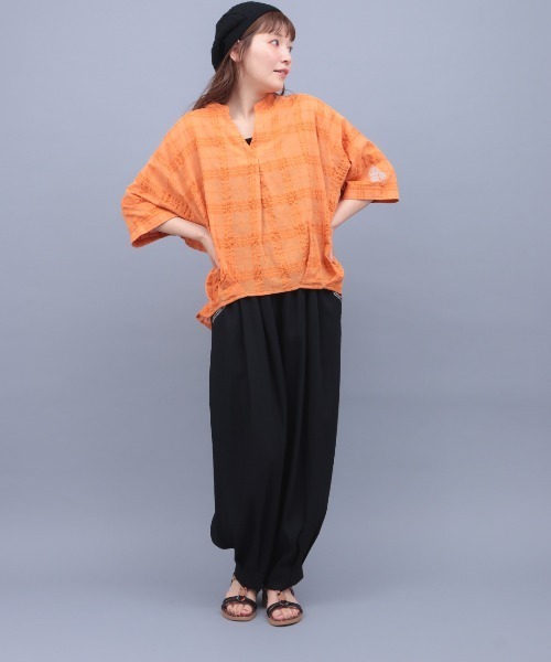 チチカカ(チチカカ)の「ぽこぽこシアーチェックスキッパーシャツ(シャツ/ブラウス・レディース・ブラック/オレンジ/その他1・FREE)」の5枚目の写真