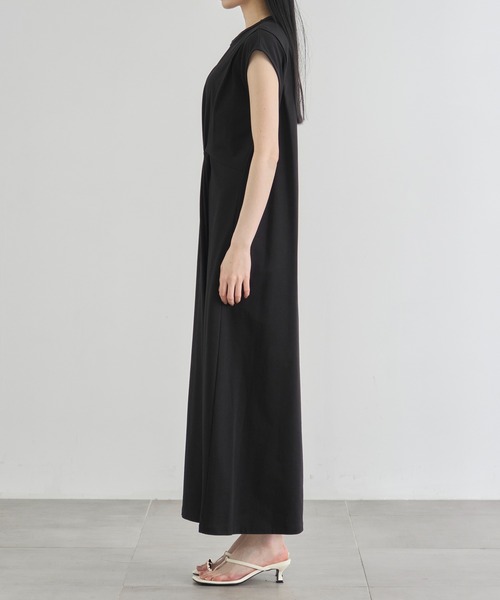 CITY TOKYO(シティトウキョウ)の「【CITY TOKYO/シティートウキョウ】Shoulder Tuck Twist Dress / ショルダータックツイストワンピース(ワンピース・レディース・ホワイト/ブラック/ブルー・1/2)」の12枚目の写真