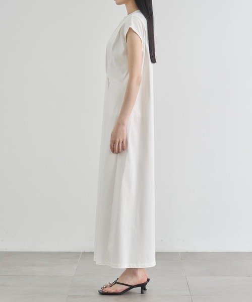CITY TOKYO(シティトウキョウ)の「【CITY TOKYO/シティートウキョウ】Shoulder Tuck Twist Dress / ショルダータックツイストワンピース(ワンピース・レディース・ホワイト/ブラック/ブルー・1/2)」の20枚目の写真