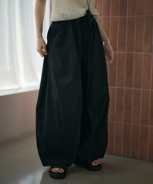 LAULEN(ローレン)の「shirring volume sole sandals /シャーリングボリュームソールサンダル(サンダル・レディース・アイボリー/ブラック・23cm/24cm/25cm)」の11枚目の写真