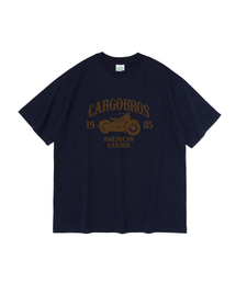 CARGOBROS（カーゴブロス）の「CB 1985 バイクグラフィック半袖Tシャツ (ネイビー)（Tシャツ/カットソー）」