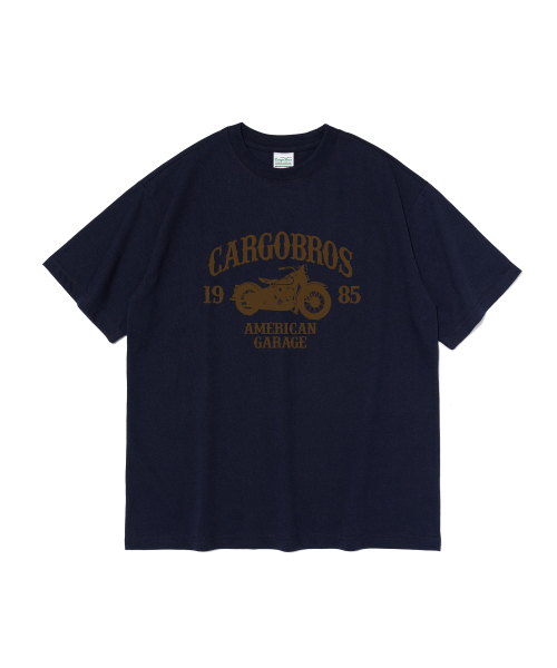 CARGOBROS(カーゴブロス)の「CB 1985 バイクグラフィック半袖Tシャツ (ネイビー)(Tシャツ/カットソー・メンズ・その他・SMALL/MEDIUM/LARGE/X-LARGE/2XL)」の1枚目の写真