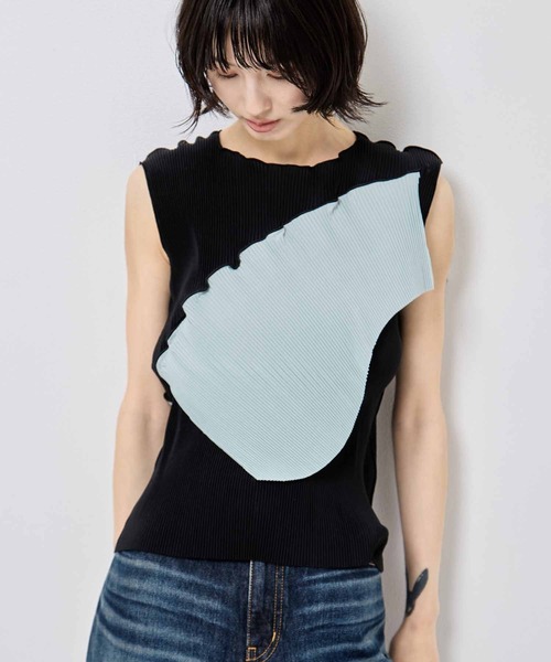 kotohayokozawa(コトハヨコザワ)の「【kotohayokozawa/コトハヨコザワ】TODO WAVE TOP *SLEEVELESS/トゥードゥウェーブトップスリーブレス(タンクトップ・レディース・ライトブルー/ホワイト/ブラック/ブラック系その他・FREE)」の12枚目の写真