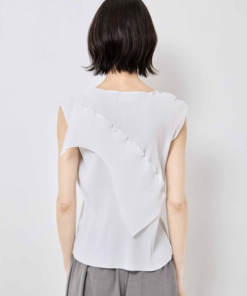 kotohayokozawa(コトハヨコザワ)の「【kotohayokozawa/コトハヨコザワ】TODO WAVE TOP *SLEEVELESS/トゥードゥウェーブトップスリーブレス(タンクトップ・レディース・ライトブルー/ホワイト/ブラック/ブラック系その他・FREE)」の8枚目の写真
