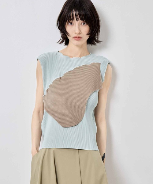 kotohayokozawa(コトハヨコザワ)の「【kotohayokozawa/コトハヨコザワ】TODO WAVE TOP *SLEEVELESS/トゥードゥウェーブトップスリーブレス(タンクトップ・レディース・ライトブルー/ホワイト/ブラック/ブラック系その他・FREE)」の16枚目の写真