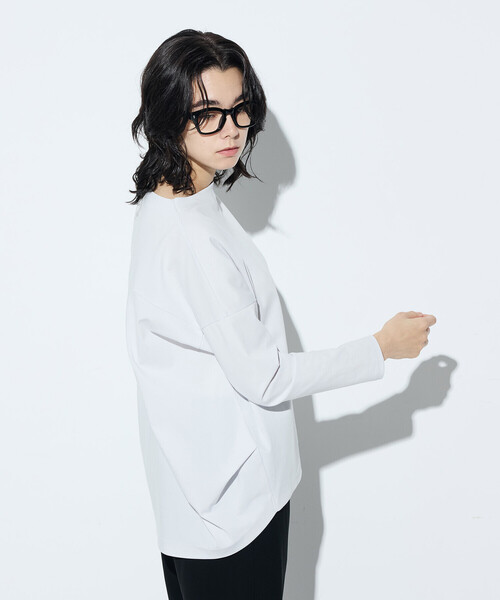 Gabardine K.T(ギャバジンケーティー)の「〔 +サイズ 〕 80ポンチ ゆったりプルオーバー(Tシャツ/カットソー・レディース・ブラック/ライトグレー・15号)」の22枚目の写真