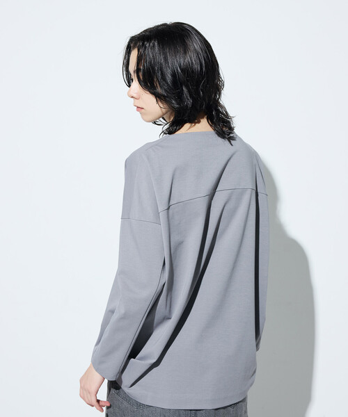 Gabardine K.T(ギャバジンケーティー)の「〔 +サイズ 〕 80ポンチ ゆったりプルオーバー(Tシャツ/カットソー・レディース・ブラック/ライトグレー・15号)」の21枚目の写真