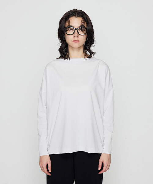 Gabardine K.T(ギャバジンケーティー)の「〔 +サイズ 〕 80ポンチ ゆったりプルオーバー(Tシャツ/カットソー・レディース・ブラック/ライトグレー・15号)」の11枚目の写真