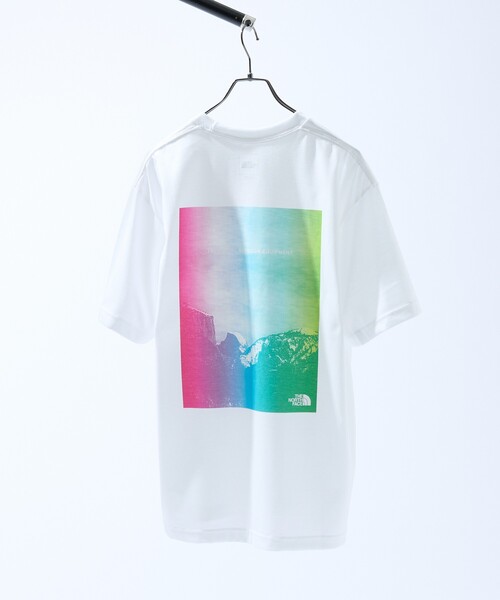 THE NORTH FACE(ザノースフェイス)の「【THE NORTH FACE / ザ・ノース・フェイス】TECHNICAL OUTDOOR TEE / テクニカルアウトドアTシャツ / デジタルアート / 半袖Tシャツ / ユニセックス(Tシャツ/カットソー・メンズ・ホワイト/ブラック/イエロー・M/L)」の10枚目の写真