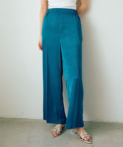YECCA VECCA(イェッカヴェッカ)の「ヴィンテージサテンストレートパンツ(その他パンツ・レディース・ブラウン/ブラック/ブルーグリーン・FREE)」の5枚目の写真