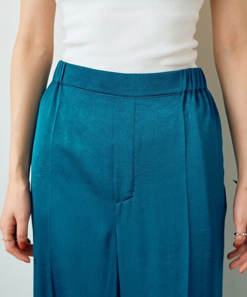 YECCA VECCA(イェッカヴェッカ)の「ヴィンテージサテンストレートパンツ(その他パンツ・レディース・ブラウン/ブラック/ブルーグリーン・FREE)」の12枚目の写真