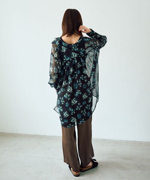 YECCA VECCA(イェッカヴェッカ)の「ヴィンテージサテンストレートパンツ(その他パンツ・レディース・ブラウン/ブラック/ブルーグリーン・FREE)」の19枚目の写真
