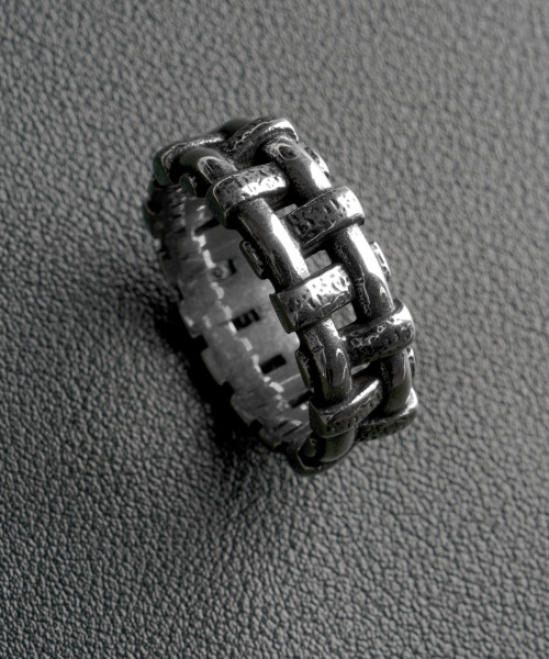 BUTTON SEOUL(ボタンソウル)の「ヴィンテージボールドチェックウィービングリング(リング・メンズ・その他・10号/13号/25号/16号/19号/22号)」の3枚目の写真