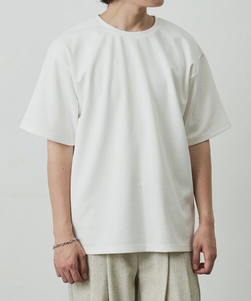 COLONY 2139(コロニートゥーワンスリーナイン)の「ナナメジャガード半袖Tシャツ(Tシャツ/カットソー・メンズ・ホワイト/ベージュ/ブラック・MEDIUM/LARGE)」の2枚目の写真
