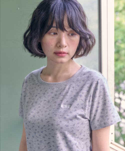 ambler(エムブラー)の「ガーデン刺繍半袖Tシャツ ACR701(メランジ)(Tシャツ/カットソー・レディース・その他・F)」の4枚目の写真