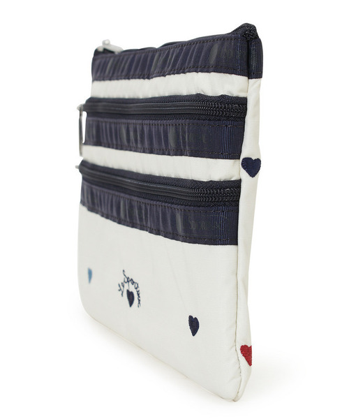 LeSportsac(レスポートサック)の「3ZIP COSMETIC トリコロールハートエンブロイダリー(ポーチ・レディース・ホワイト・FREE)」の2枚目の写真