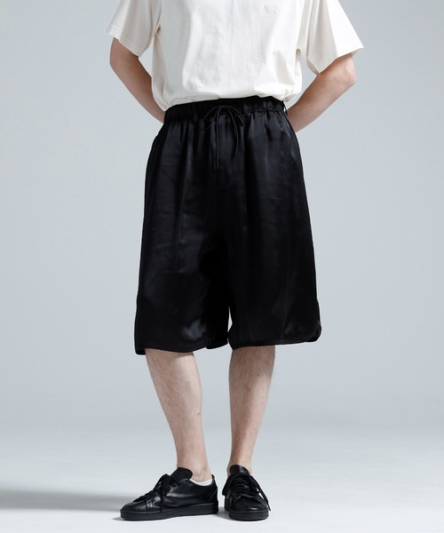 Y-3(ワイスリー)の「Y-3 LIQUID LOGO SHORTS(その他パンツ・メンズ・ブラック・SMALL/X-SMALL/MEDIUM/LARGE)」の1枚目の写真