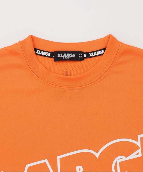 XLARGE KIDS(エクストララージキッズ)の「アウトラインロゴ半袖Tシャツ(Tシャツ/カットソー・キッズ・ブラック/ホワイト/オレンジ・130cm/110cm/120cm/140cm/90cm/100cm)」の5枚目の写真
