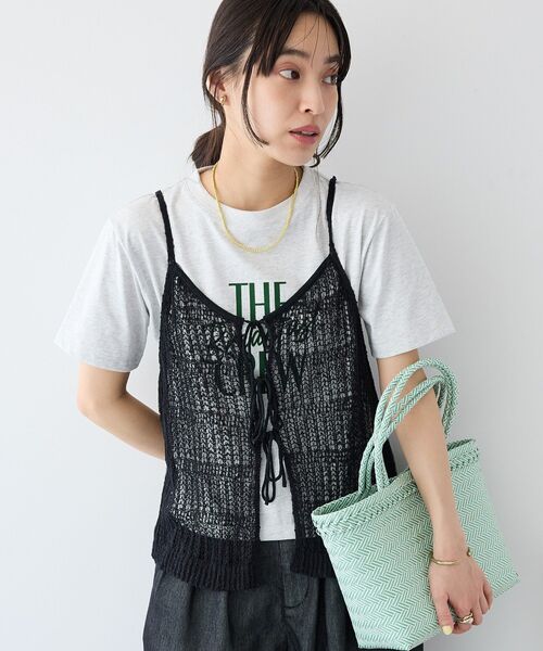 CRAFT STANDARD BOUTIQUE(クラフトスタンダードブティック)の「ノットヤーン透かしビスチェ(ベスト・レディース・オフホワイト/ブラック・FREE)」の2枚目の写真