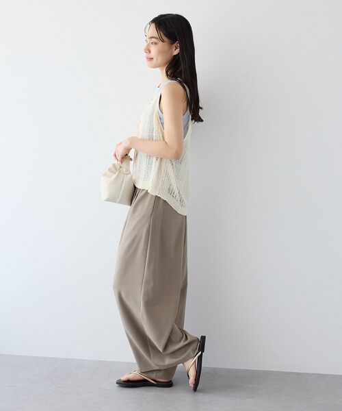 CRAFT STANDARD BOUTIQUE(クラフトスタンダードブティック)の「ノットヤーン透かしビスチェ(ベスト・レディース・オフホワイト/ブラック・FREE)」の9枚目の写真