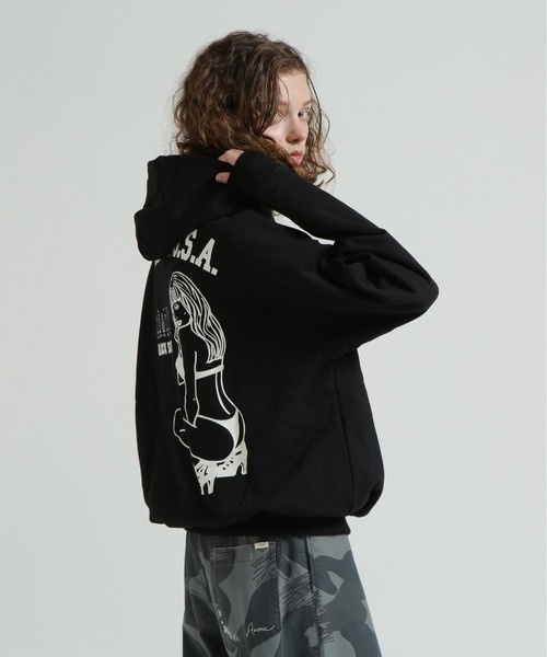 AVIREX(アヴィレックス)の「《WEB&DEPOT限定》BLACK SCORPION SWEAT PULL OVER PARKA(パーカー・レディース・オレンジ/オリーブ/ブラック/マスタード/ライトグレー・F)」の1枚目の写真