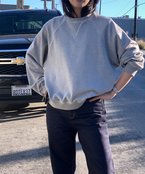 haag(ヘイグ)の「a cover stitch sweatshirt (grey)(スウェット・レディース・その他・FREE)」の6枚目の写真
