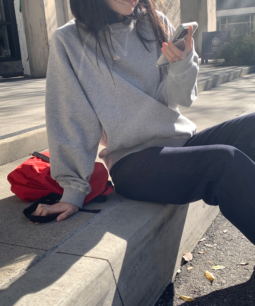 haag(ヘイグ)の「a cover stitch sweatshirt (grey)(スウェット・レディース・その他・FREE)」の14枚目の写真