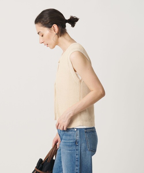 BEAUTY&YOUTH UNITED ARROWS（ビューティーアンドユースユナイテッドアローズ）の「フロントボタン ノースリーブニット プルオーバー（ベスト・レディース・ブラック/ダークブラウン/ナチュラル・FREE）」の12枚目の写真