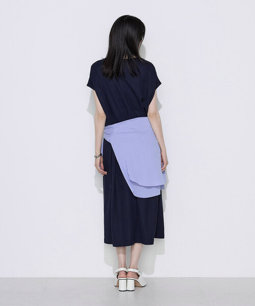 COMME CA Wardrobe(コムサワードローブ)の「ナチュラルスムースライト Vネックワンピース(ワンピース・レディース・ブラウン/ネイビー・FREE)」の5枚目の写真