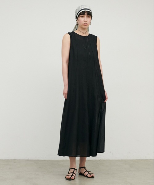 LARUTA（ラルータ）の「【LARUTA】ランダムタックフレアノースリワンピース（ワンピース・レディース・ブラック/ブルー/その他1・FREE）」の5枚目の写真