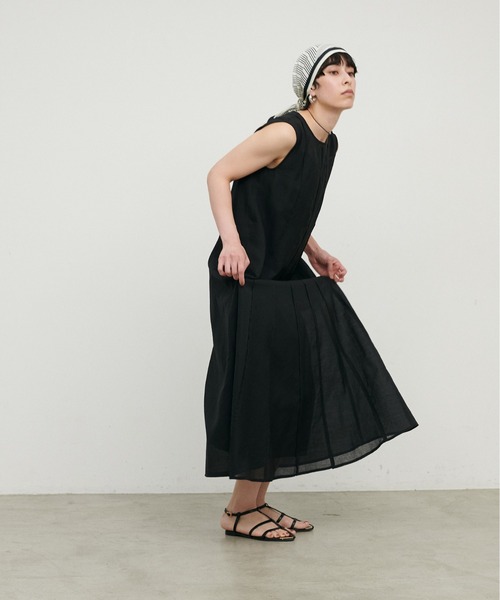 LARUTA（ラルータ）の「【LARUTA】ランダムタックフレアノースリワンピース（ワンピース・レディース・ブラック/ブルー/その他1・FREE）」の7枚目の写真