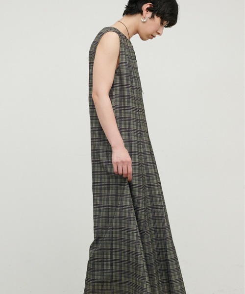 LARUTA（ラルータ）の「【LARUTA】ランダムタックフレアノースリワンピース（ワンピース・レディース・ブラック/ブルー/その他1・FREE）」の16枚目の写真
