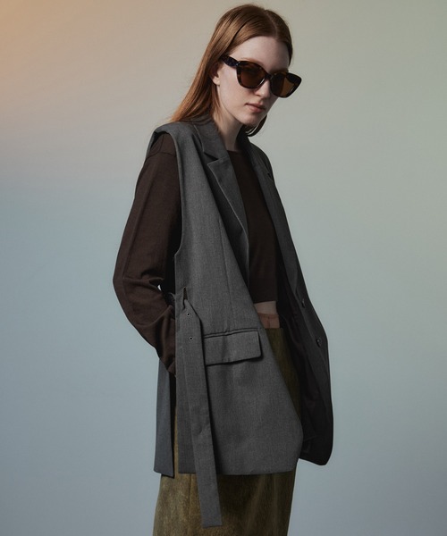 MAISON SPECIAL(メゾンスペシャル)の「【2026Autumn PRE-ORDER】Belted Side-Open Vest/ベルテッドサイドオープンジレ(その他アウター・レディース・ブラック/グレー・FREE)」の3枚目の写真