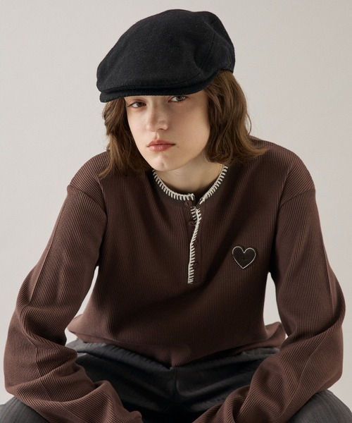 ONCILY(オンシェリー)の「HEART PATCH STITCH HENLEY NECK THERMAL / ハートパッチステッチヘンリーネックサーマル(Tシャツ/カットソー・メンズ・ネイビー/ブラック/ブラウン/ボルドー・SMALL/MEDIUM/LARGE)」の16枚目の写真