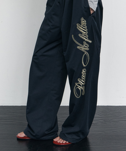 PLEASENOFOLLOW(プリーズノーフォロー)の「Dolly Reversible Pants (Navy)(スウェットパンツ・レディース・その他・FREE)」の1枚目の写真