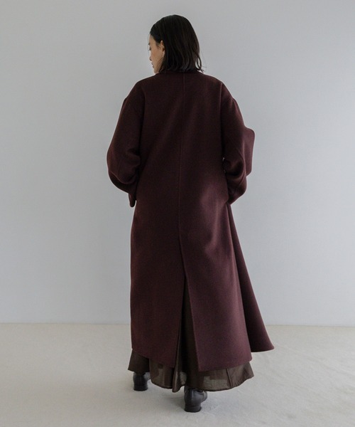 A part by（アパートバイ）の「【名品シリーズ】カシープロングコート（チェスターコート・レディース・チャコールグレー/バーガンディー・MEDIUM/SMALL）」の16枚目の写真