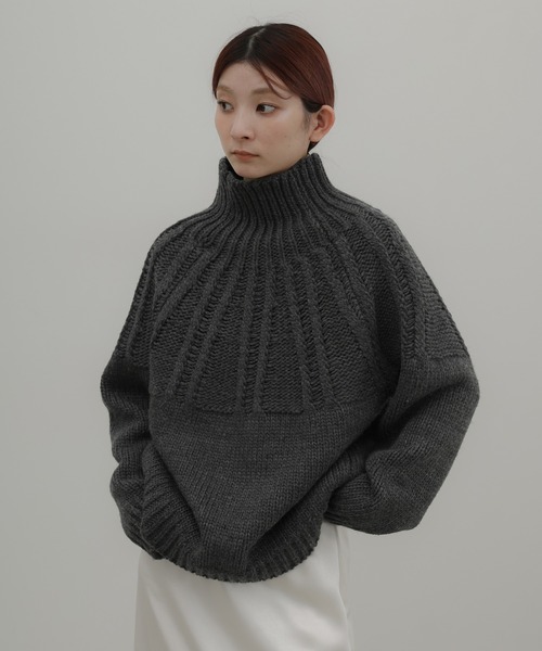 select MOCA(セレクトモカ)の「【ZOZO限定予約受付中】ミックスケーブルハイネックニット(ニット/セーター・レディース・サンドベージュ/グレイッシュベージュ/チャコールグレー/アイボリー・FREE)」の2枚目の写真