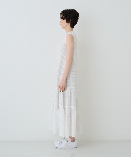 Rouge vif(ルージュヴィフ)の「【人気追加】フェザーノースリーブワンピース(ワンピース・レディース・ブラック/ホワイト・フリー)」の9枚目の写真
