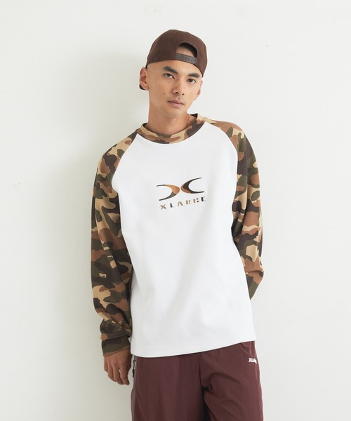 XLARGE(エクストララージ)の「X LOGO RAGLAN L/S TEE(Tシャツ/カットソー・メンズ・ホワイト/ネイビー/ブラック・S/M/L/XL)」の2枚目の写真