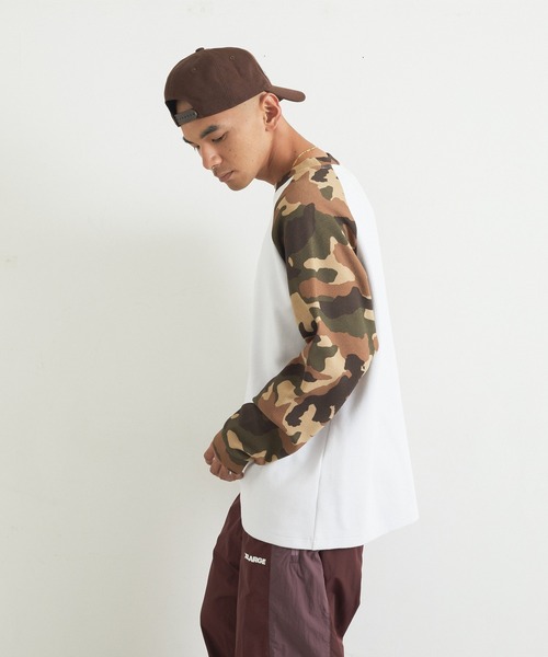 XLARGE(エクストララージ)の「X LOGO RAGLAN L/S TEE(Tシャツ/カットソー・メンズ・ホワイト/ネイビー/ブラック・S/M/L/XL)」の8枚目の写真