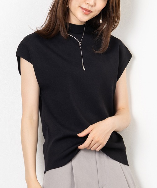 MAISONCOMFY （メゾンコンフィ）の「【上品な印象のフレンチニット】肩のラインを美しく見せるミニマルニット（ニット/セーター・レディース・ブラック/グレイッシュベージュ/ボルドー・FREE）」の12枚目の写真