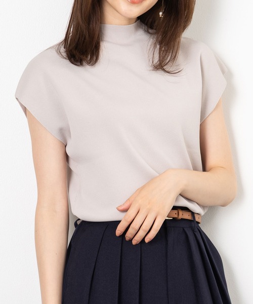 MAISONCOMFY （メゾンコンフィ）の「【上品な印象のフレンチニット】肩のラインを美しく見せるミニマルニット（ニット/セーター・レディース・ブラック/グレイッシュベージュ/ボルドー・FREE）」の20枚目の写真