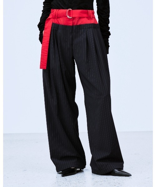 THINGS THAT MATTER(シングス ザット マター)の「LAYERED WAIST TUCK WIDE PANTS / レイヤードウエストタックワイドパンツ(その他パンツ・レディース・ネイビー/グレー・1/2)」の3枚目の写真