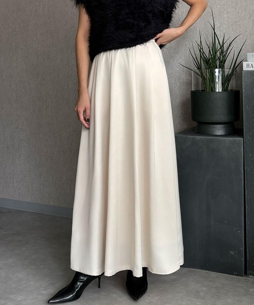 ELFRANK（エルフランク）の「【2026AW】【S～Lサイズ展開】とろみタックフレアロングスカート 洗える（スカート・レディース・オフホワイト/ブラック・S/L/M）」の12枚目の写真